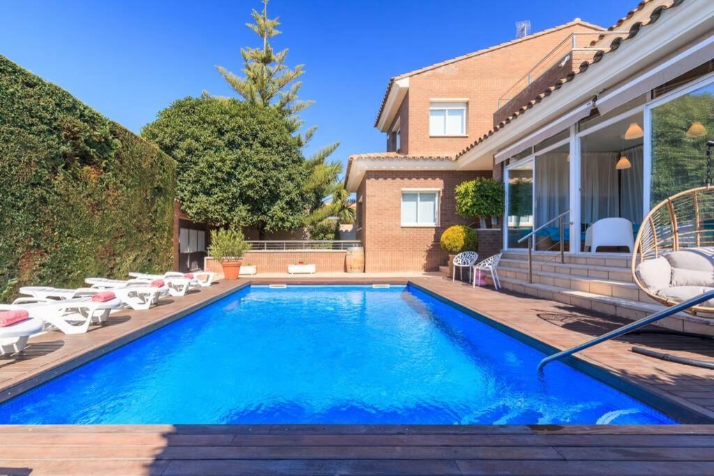 Villa Wine Experience Cambrils - Wine, Art & Games Exterior foto